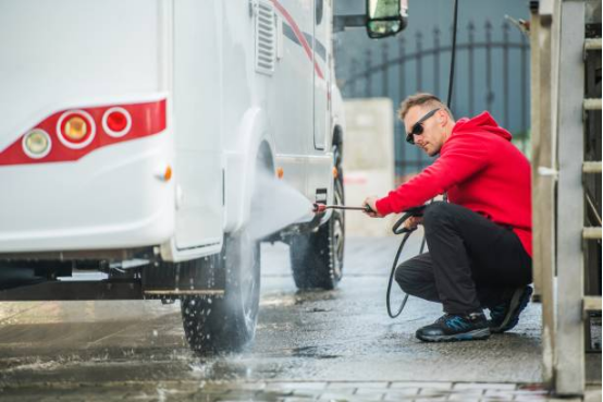 Electric pressure washer - Car undercarriage washing